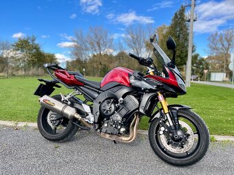 Yamaha FZ1 - 2