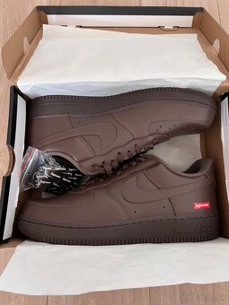 Nike Air Force 1 x Supreme - 2