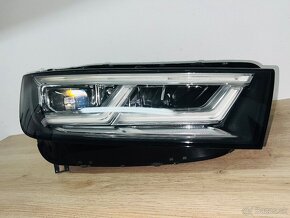 Audi SQ5 Q5 80A světlo led 80A941034 - 2