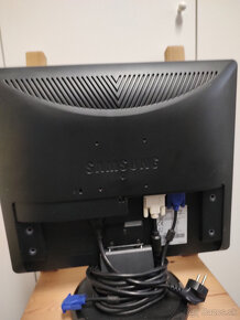 19" LCD monitor Samsung SyncMaster 931C - 2