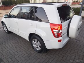 Suzuki Grand Vitara 1.9 DDiS 4x4 - 2