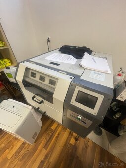 DTG tlačiareň Epson SureColor F2200 - 2