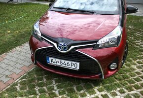 Toyota Yaris 1.5 Hybrid (benzin+el.) Automat - 2