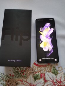 samsung galaxy z flip 4-violet - 2