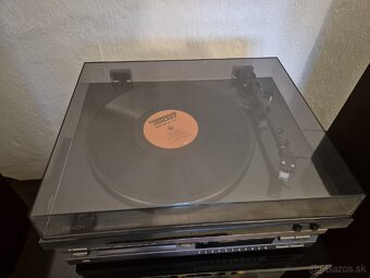 Gramofón Denon DP 300F - 2