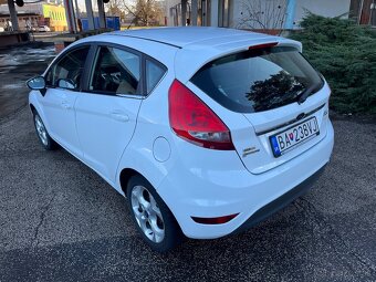 Ford Fiesta - 2