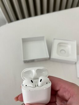 airpods - 2