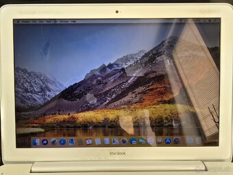 Apple MacBook A1342 Late 2009 - 2