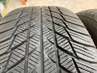 Predam 2ks zimne pneu Bridgestone 225/50R17 runflat - 2