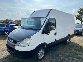 Cestovní obytná dodávka Iveco Daily 3.0/rok 2012 - 2