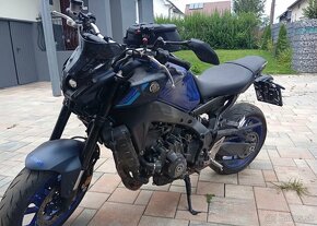 Yamaha mt 09 - 2