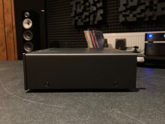 Pro-Ject Phono Box S3 B - 2