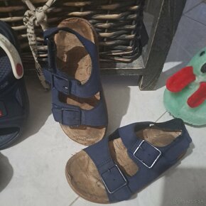 Reserved sandálky - 2