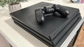 Playstation 4Pro 1 Tb - 2