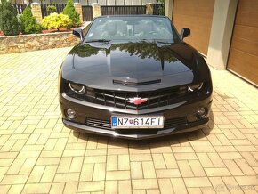 Predam Chevrolet Camaro 6,2.V8,cabrio, 24 000km.znizena cena - 2