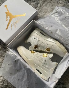 Air Jordan 4 Metallic Gold - 2