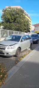 Toyota Avensis T25 2005 2.0 d4d 93kw - 2