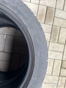 MICHELIN 245/45 R19 102Y - 2