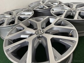 Predám originál VW R17 CANYON - 2