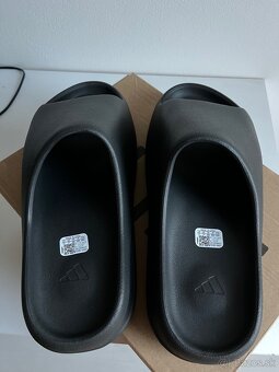 Yeezy Slide Onyx - 2