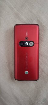 Predám Sony Ericsson K610i ako novy je - 2