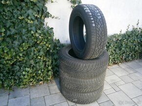 Predám 4x zimné pneu Dunlop RSC 225/60 R17 - 2