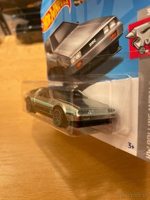 HotWheels DMC DeLorean - TH - 2