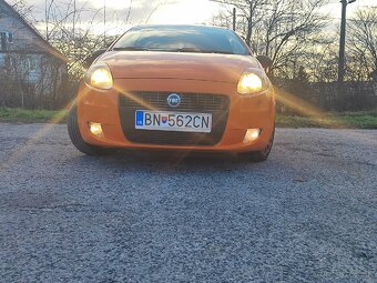 FIAT GRANDE PUNTO - 2