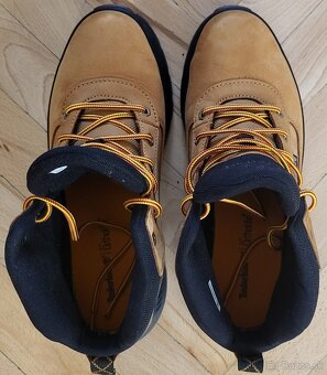 Dámske topánky zn. Timberland - NOVÉ - 2