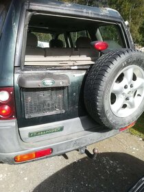 Land Rover freelander 2.0 diesel 2000 zelená metalíza - 2