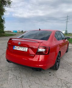 Škoda Octavia 2.0 TSI 245k RS DSG - 2