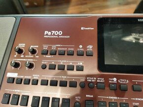 Korg pa 700 - 2