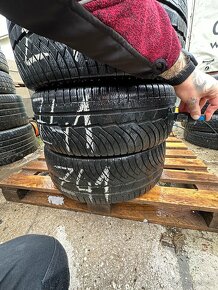 Z41 4ks zimné 235/45R18 - 2