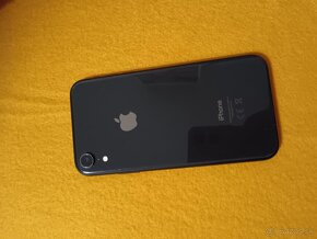 Predam/vymením Iphone xr 64gb black - 2