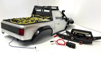 karosérie TRX-4 Sport + osvětlení LED + nárazníky s LED - 2