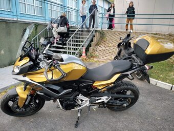 BMW XR900 - 2