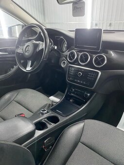 Mercedes CLA 200 - 2