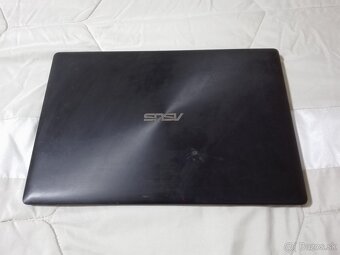 Asus X553M. 4x2,66GHz. 15,6" LED. SSD 256GB. Bat. 6 hodin. - 2