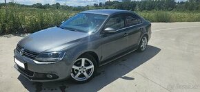 Volkswagen Jetta 2.0 TDI - 2