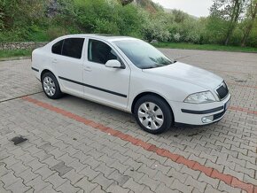 Skoda octavia 1,9tdi dsg - 2