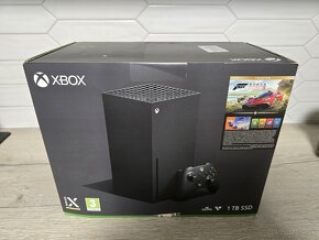 Xbox Series X + 4 ovládače (niektoré nové) so zárukou - 2