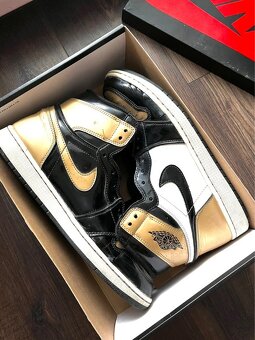 Air Jordan 1 Gold Toes - 2