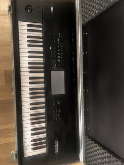 Predám Korg Nautilus 61+Case - 2