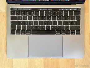 ZÁRUKA-MacBook Pro 13" (2019), Touchbar, výdrž baterky 7 hod - 2