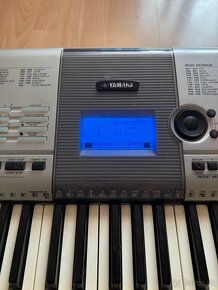 Yamaha PSR E403 - 2