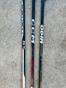 ✅ HOKEJKY - ĽAVAČKY CCM FT6 PRO + BAUER SYNC + ODIN = 50 € ✅ - 2