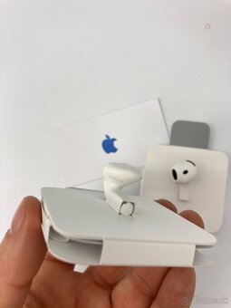 Originál Apple náhradné slúchadlo AirPods 4 Generácie - 2