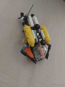 LEGO Technic 42064 Výzkumná loď Ocean Explorer - 2