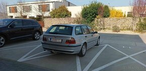 BMW 318i Touring - 2