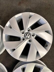 5x112 R17 originál alu Belmont VW Golf 8 - 2019 - 2